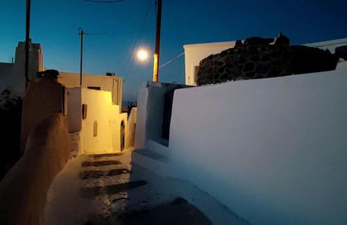 Finikas Cave House - Photo 19