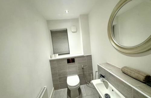 Cosy Modern 3-Bed Near Etihad, COOP Arena - AO arena and City Center - Foto 37