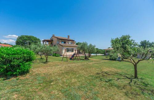 Traumhafte Villa mit Privatpool, Tischtennis, Babybett, Hundefreundlich - Photo 6