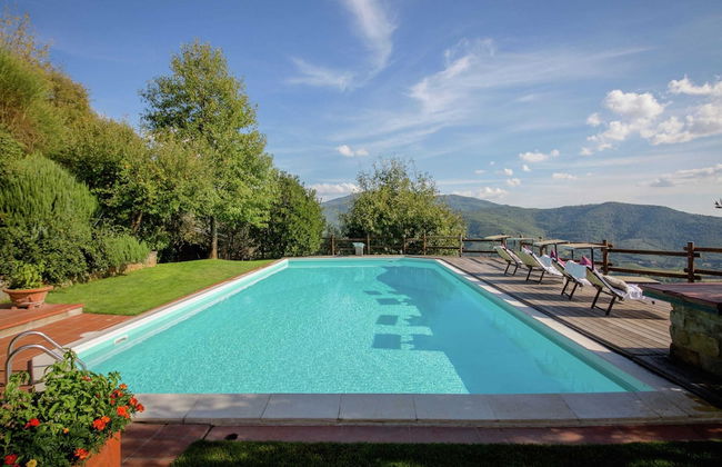 Villa in Tuscany With Pool and Valley Views - Foto 28