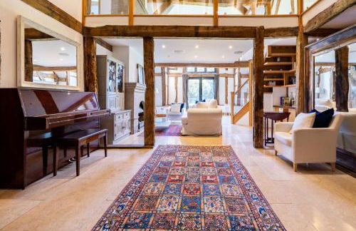 Period Luxury Converted Barn Windsor/Maidenhead - Perfect for family groups - Foto 33