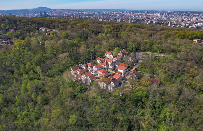 VP Apartment - A Forest Retreat in the Heart of the City! - Foto 24