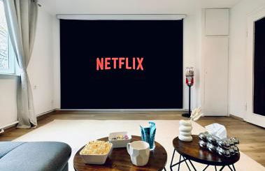 REGENCY Apartments - Traumhafte zentrale 40m2 Wohnung mit Kinoleinwand, WiFi und Netflix - Foto 3