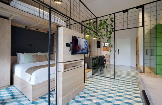 w Comfy Loft in Santa Ana - Photo 10