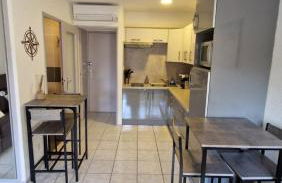 Studio cabine climatisé et loggia au calme avec linge et parking inclus - Foto 6