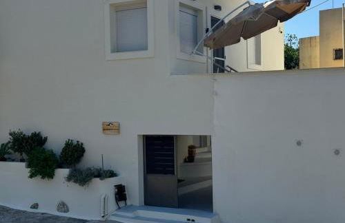 Niki Mountain House - Photo 32