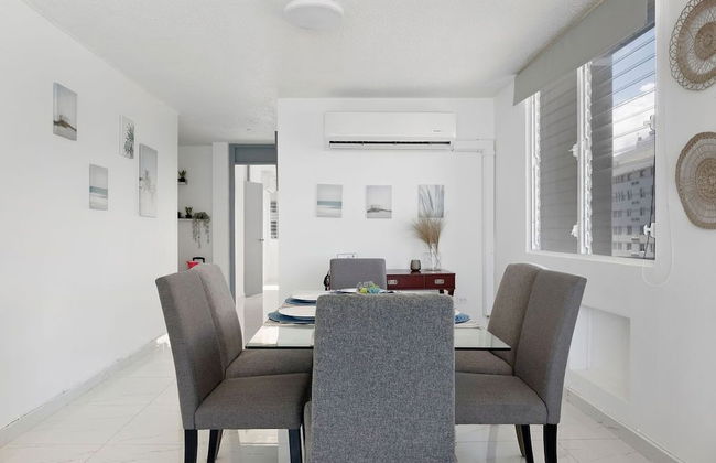 Flamenco Beach 2BDR Oceanfr Pool Parking - Photo 22