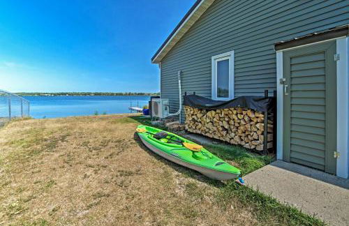 The Lakefront Home - 5 Minutes From Detroit Lakes! - Foto 23