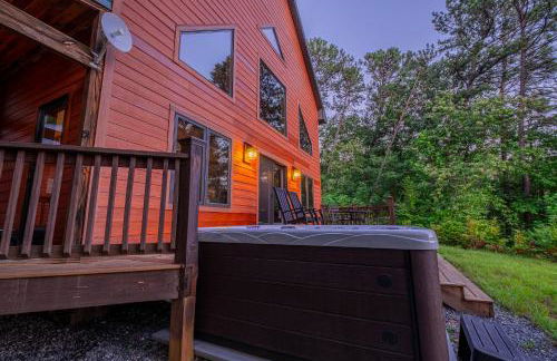 Chasing Sunsets: A Cozy 2-Bedroom Cabin in Smoky Mts with Stunning Mountain Views. - Foto 72