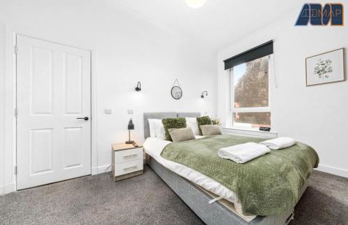 2 Bed Home with Parking Sleeps 4 - Foto 6