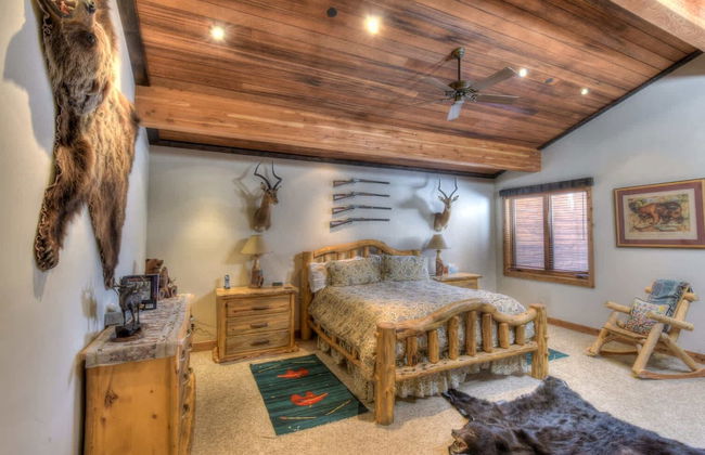 Ridge Court Barrel Relax in Private Hot Tub - Photo 5