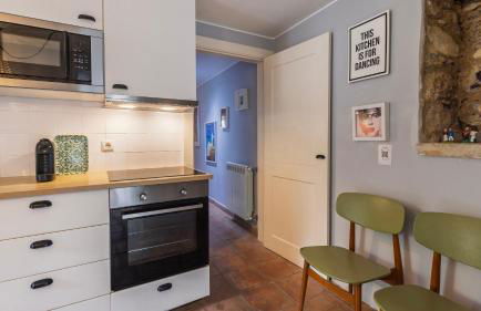 Artsy Sintra I by LovelyStay - Photo 23