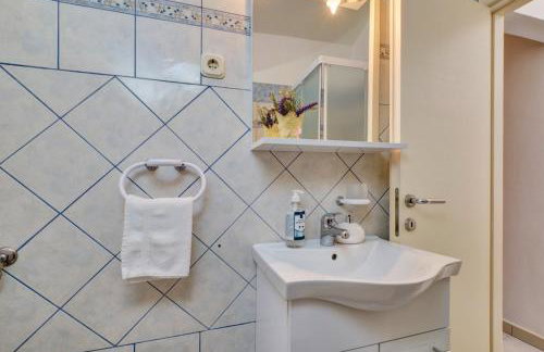 Apartments by the sea Martinscica, Cres - 22582 - Foto 6