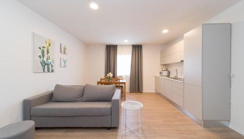 Villa Esea: Poolside Paradise & Relaxing Retreats - Foto 3