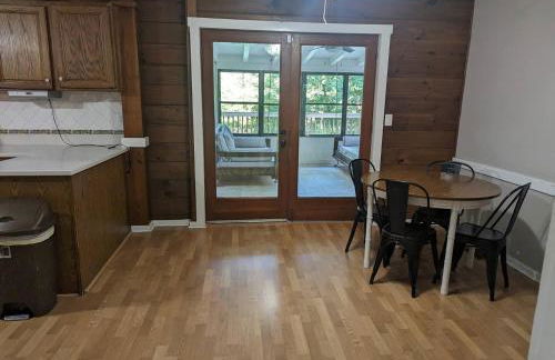 Cozy Cabin in Woods - Foto 19