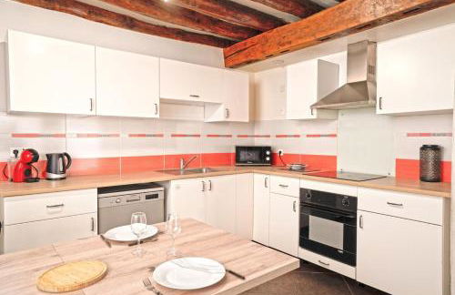 Triplex atypique-Cour intérieure-Commerces à pied - Foto 4