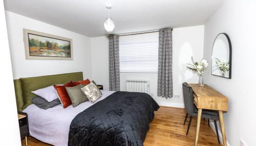 First Class Flat - Photo 5