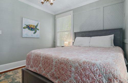 Secret Garden Hideaway l Walk to DNTN l Sleeps 8 - Foto 57