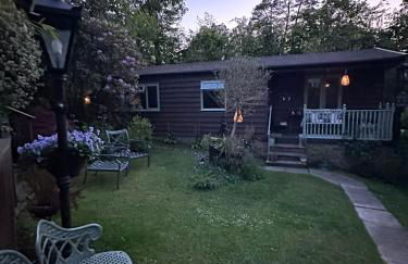 The Cabin, Roundabout Lane - Foto 1