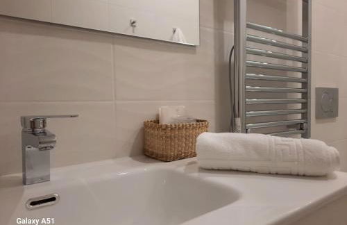 Suite Naviglio Grande - Photo 13