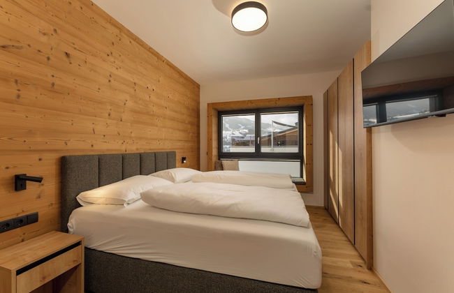 Pure Alpine Suites - Photo 17