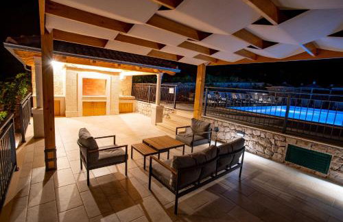 Beachfront Apartments Vala with a swimming pool - Photo 26