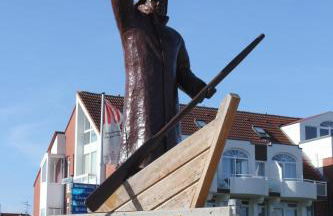 Silbermöwe im Kirschgarten - Foto 42