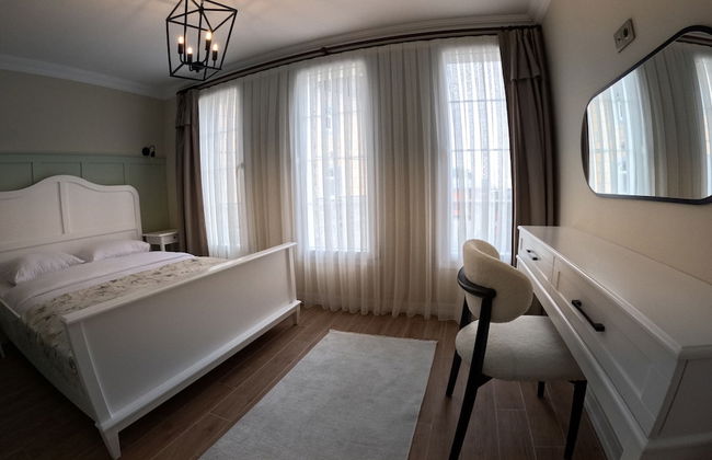 SUIT RABANDO - Photo 2