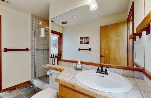 Stoney House - Photo 14