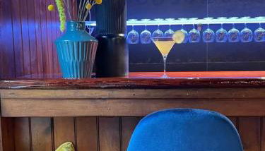 Peaceful Getaway Cottage on grounds of historic mid-century gem - Foto 4