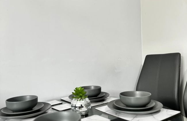 2br-sleeps4-citycentre-parking-rooftop - Foto 28