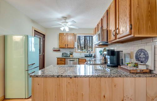 Ski, Unwind, Play Near Big Boulder, Game Room - Foto 13