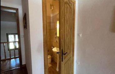 VILLA PEPONI Spacious Traditional Villa with Garden - BBQ & Private Parking - Photo 73