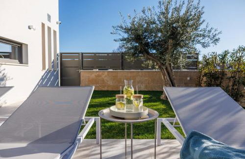 New 2026 Casa MARE Malinska with private heated pool - Foto 11