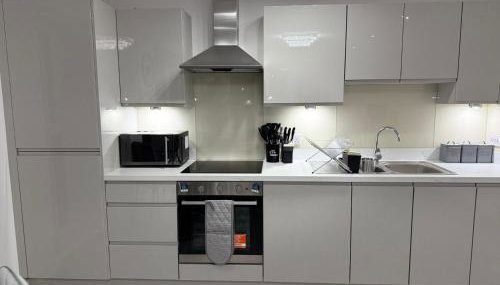 Serenity Waterfront 2 Bed Apartment - Foto 3