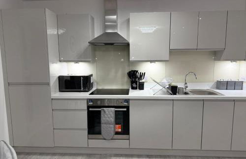 Serenity Waterfront 2 Bed Apartment - Foto 3