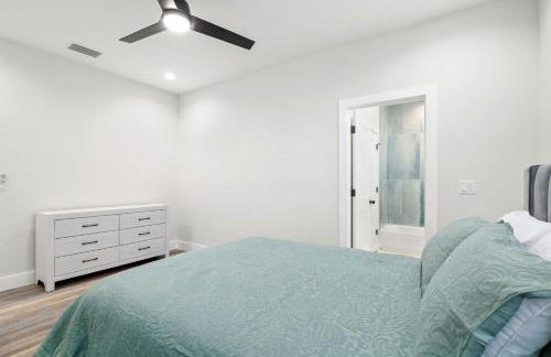 New build in Old West #2 3 Bed 2 Bath Family Rental - Foto 29