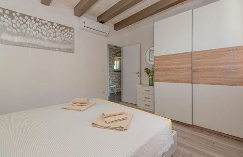 Rural Villa Olive Krka- 4 bedrooms, 3 bathrooms, private pool, park Krka 10 min - Foto 17