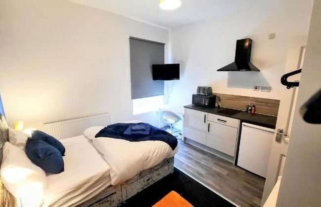 Stay Sleep Rest-Burford Road - Photo 18