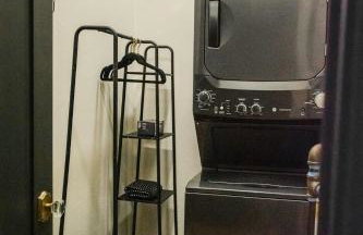 Speakeasy Suite at ArnoTriplex-Close to Downtown-Pet Friendly! - Foto 30