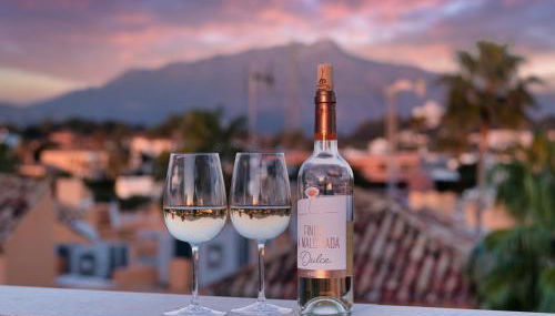 Family Fairways I Spacious 4-Bedroom Townhouse Near Beach & Golf, Estepona - Photo 4