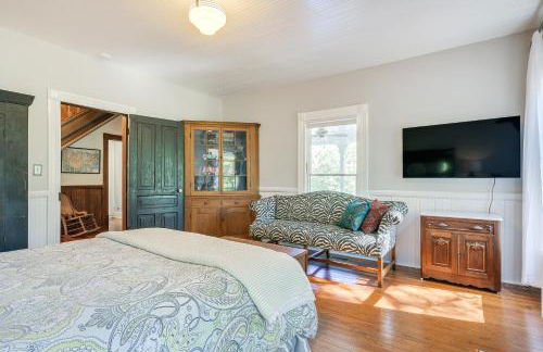 Historic and Charming Pittsboro Home with Fireplaces - Photo 14