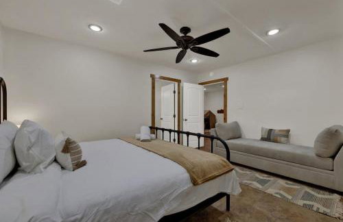 Oakridge Ranch: Pool + Hot-tub, Pickleball Court, Whiskey & Wine Room - Foto 52