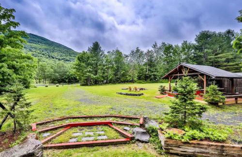 Hunter Hideaway with Hot Tub - Foto 28