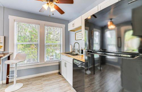 Walk to Manatee River Palmetto Unit with Sunroom - Foto 9