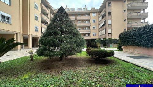 The Crown Caserta - Foto 2