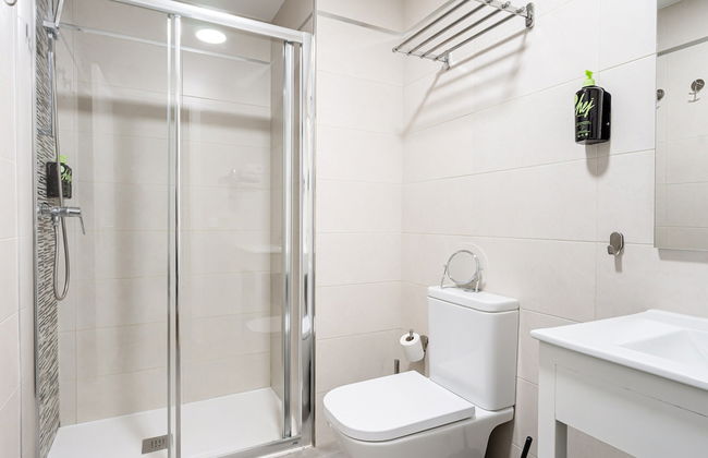 Limehome Madrid La Bolsa - Photo 48