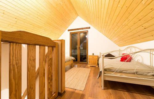 4 Seasons House - Photo 16