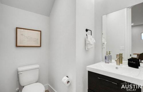 Brand New House, Yard Next to Downtown and E 6th - Foto 14