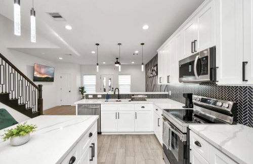 NEW! Grand Luxé Retreat - Modern Luxury - Free Parking - Near Med Center & NRG - Foto 25